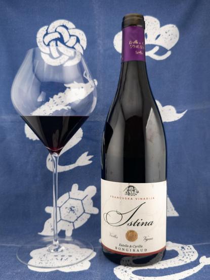 Wine bottle and wine glass