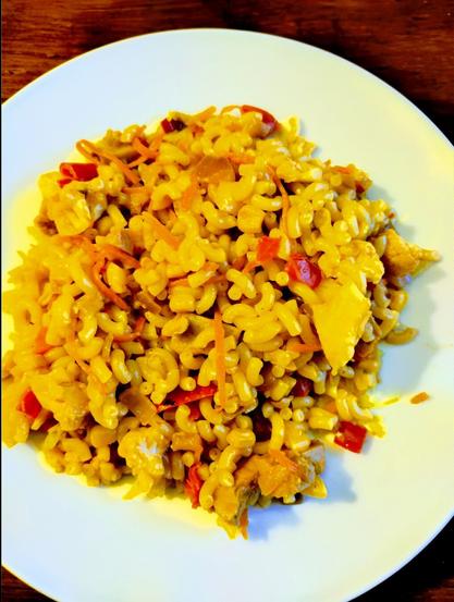 #wewv #wawv #vegan #plantaardigeten #plantbased #moestuin #govegan #BiologischeGroenten
#macaroni #kipstuckjes #DVS #bloemkool #mais #wortelen #puntpaprika #frito