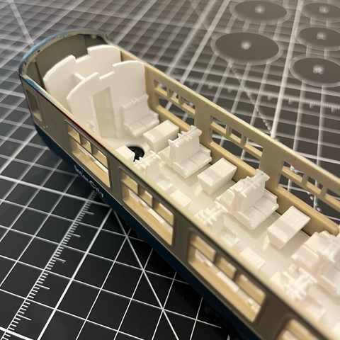 Model railway coach with 3D printed seats