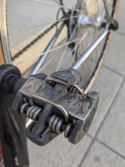 broken Time Atac pedal