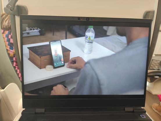 El moment telefonada del documental infiltrats.