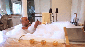 Rev. Run texting life wisdoms from the bath
