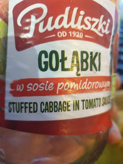 Słoik z etykietą Pudliszki - gołąbki w sosie pomidorowym