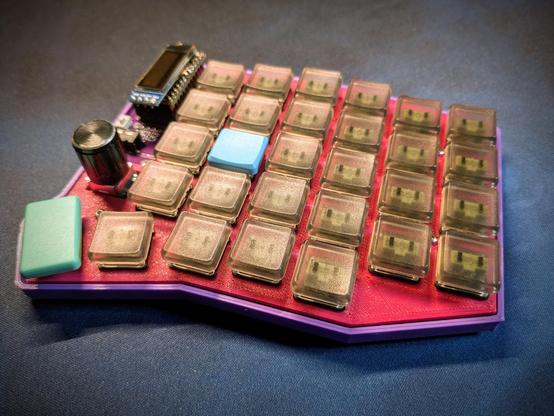 closeup of the left hand side of a sofle choc in a 3d printed case