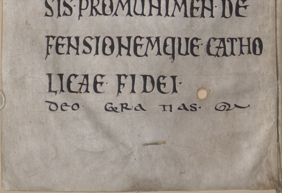 Image from the bottom third of a medieval manuscript page, with black ink letters. The very last line says "deo gratias", followed by an unusual sign.