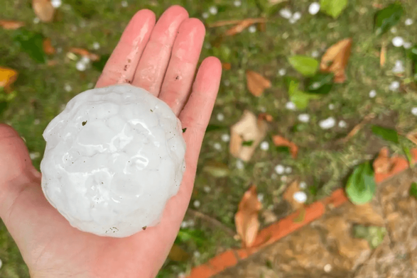 A large hailstone that fell during a 2022 storm in Catalonia.
