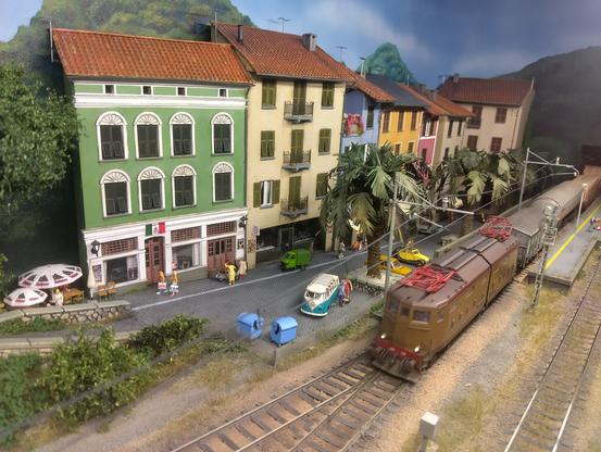 Modelrailway «San Giacomo» by Maurice Kleverwal (scale1:87) ¦ Modelspoorweg «San Giacomo» gebouwd door Maurice Kleverwal (schaal 1:87)