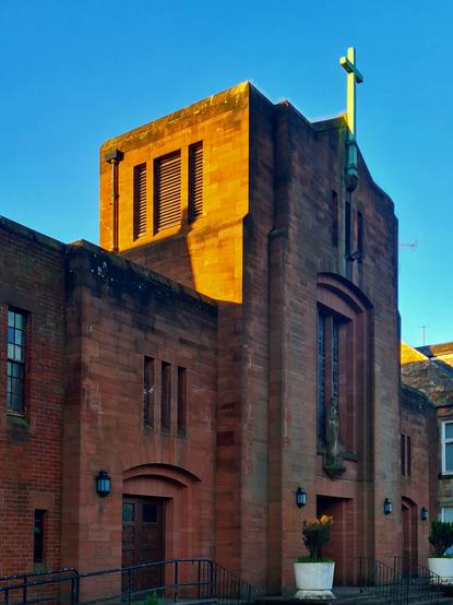 A Basilican style 1950s Glasgow church.