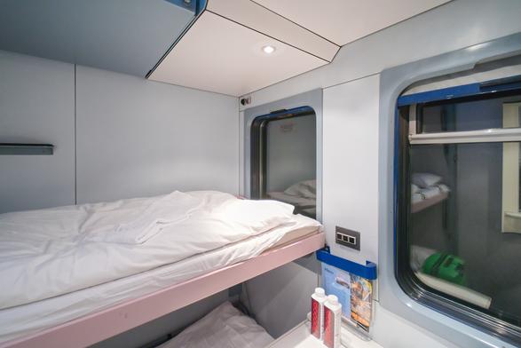 sleeper car