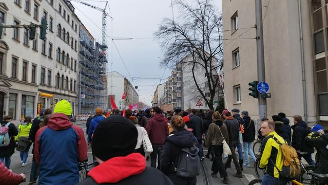 Demo Richtung CDU/ Merz unterwegs.