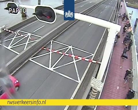 schade aan de slagboom