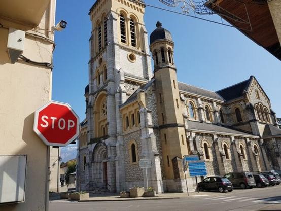 L'une des nombreuses caméras de surveillance de Moirans (Isère). © Photo Clément Pouré