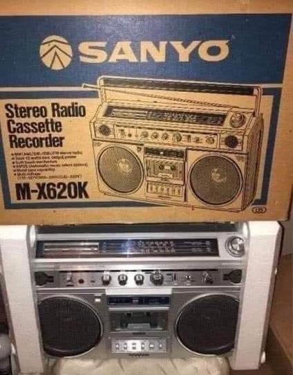 A picture of a sanyo stereo radio cassette recorder