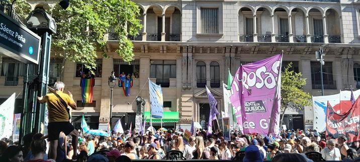 a picture of the demonstration