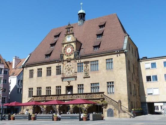 Urbodomo de Heilbronn kun astronomia horloĝo