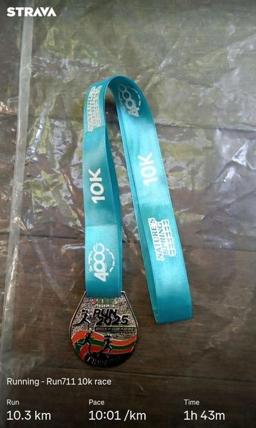10k finisher medal for the 7-Eleven run series