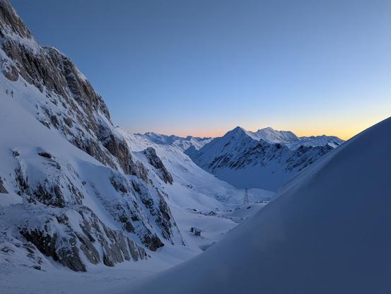 Morning view from Capana Cristallina down to the valley.