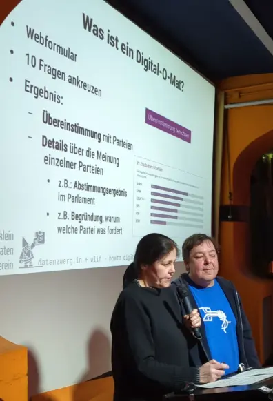 Datenzwergin und ulif beim #nap143 auf der c- base