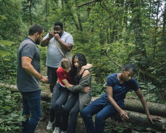 Au milieu des bois, une enfance en foyer