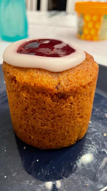Runebergintorttu.