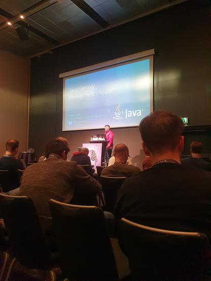 Conference room with multiple attendies watching dude presenting slide with text:
Java Memory management... Really?
Sharat Chander
Senior Director, Java Community Engagement
Coffe cup Java logo