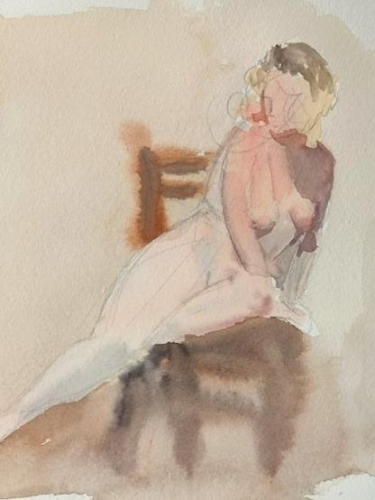Watercolor of nude woman seated in a wood chair, her legs are extended at the right . The chest is more detailed and has a play of shadows and lights, while the legs are quite blurred and almost unfinished.