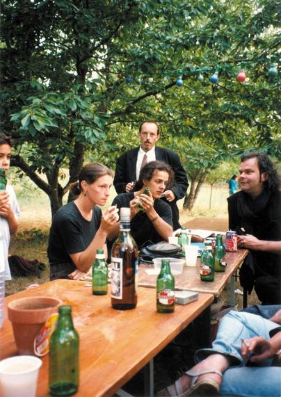 Photo de Dominique Joly, Joachim Montessuis, Pascal Pithois et Hervé Leforestier dans le camping du Pré de Malon.