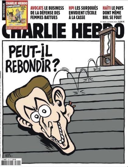 Peut-il rebondir ? Une de Charlie Hebdo montrant la tête d'Emmanuel Macron dévalant un escalier, après avoir été guillotiné