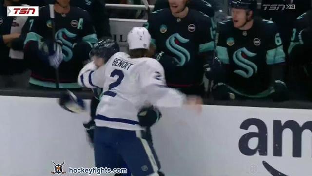 Simon Benoit vs Oliver Bjorkstrand Feb 06, 2025