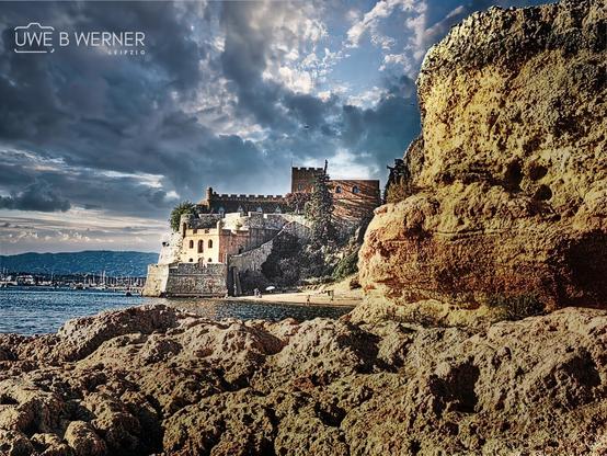 Burg an der Küste Portugals