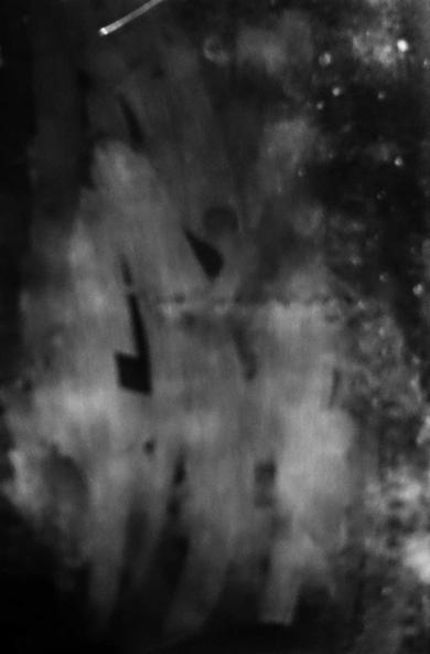 Ces 4 photos font partie d'une série d'abstraction réalisée ici avec des traces de doigts sur un téléphone.