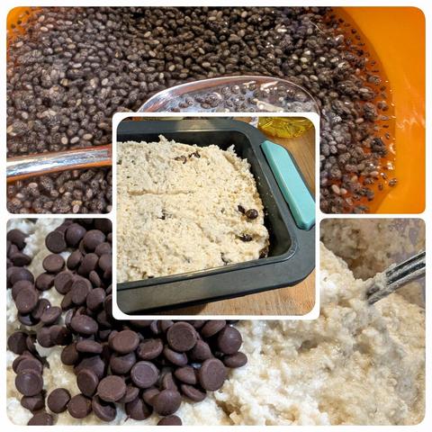 Bildcollage aus 3 Fotos: In der Mitte ist eine Kastenform aus Silikon, gefüllt mit einer sehr blass wirkenden Rührteigmasse. Oben sieht ein mit Wasser angerührte Chiasamen, unten den Kuchenteig mit Schokotröpfchen darauf.