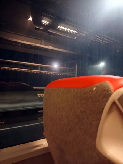 Au clair de lune dans le bus express vers Liège.