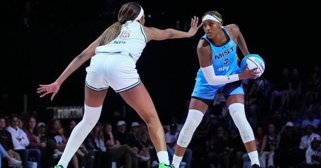 A WNBA rookie is dominating Unrivaled’s 1v1 tournament, and it’s the best thing you’ll see today