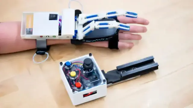 Dorsal Grasper, dita robot sul dorso della mano contro le lesioni midollari