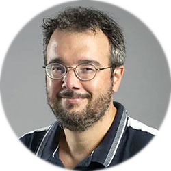Portrait photographique de Guillaume Gourgues, maître de conférences en sciences politiques à l’université Lyon II.