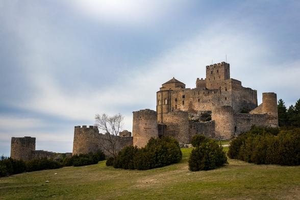 Photography in color in which you can see a civil and medieval castle (romanesque) based in the area of Loarre (Huesca, Spain).