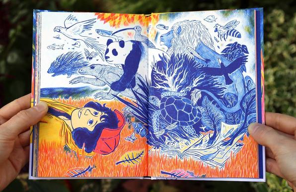 Charlie emerges from her underground journey, now back to her normal size, lying in the grass not far from the Cèpe. The animal drawings from her notebook, projected just beside her head, seem to come to life, breaking free from the page and unfolding around her. Turtles, pandas, bees, fish, and many more appear in a stream of blue-toned illustrations, symbolizing biodiversity reclaiming its place in the world. This moment marks a turning point: what she observed underground—the invisible and interdependent networks—are also the foundations of the living world above.