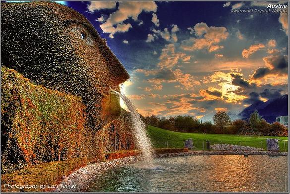 10-des-plus-belles-fontaines-du-monde-6-geant-musee-swarovski-2