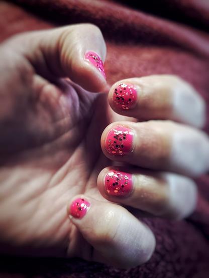 Pink Glitzer Nagellack nailpolish