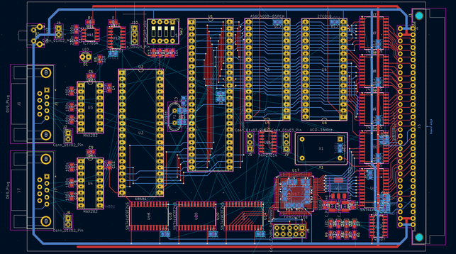 Un PCB 10x16cm avec 2 ports série à gauche et un connecteur DIN41612 à droite. Quelques circuits intégrés à trous traversants, le reste en CMS. Il reste de nombreuses pistes à router