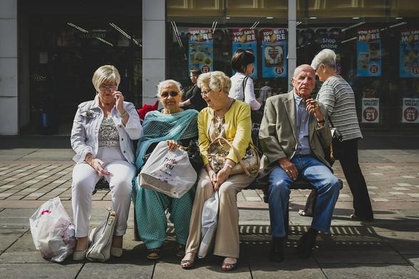 © Leanne Boulton, All Rights Reserved

Street photography from Glasgow, Scotland.

Colour re-edit of a shot captured on this day, 12th June, in 2015. Enjoy!