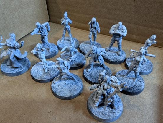 Some cyberpunk miniatures from Unit 9 and some Papsickles figures primed for painting. A mix of figures including civilians, a John Wick like assassin, a nice auto mechanic and a random La Lorna miniature.