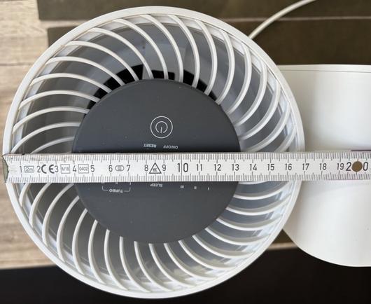 Taotronics Luftreiniger von oben fotografiert, Durchmesser: 17,0cm.