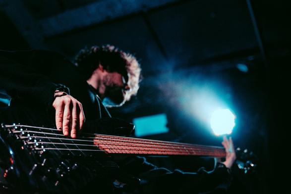 The Omnific bassists instrument at the live show in Lutakko Club