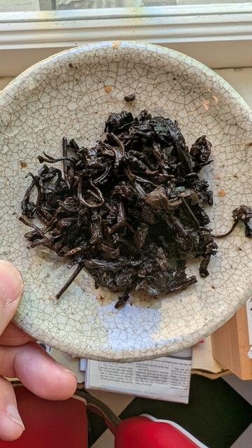 Spent ripe puerh leaves