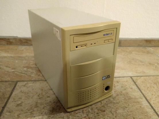 SCSI-Gehäuse für vier 5,25"-Laufwerke