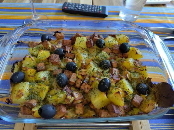 Plato de tofu a bras