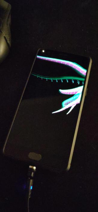The Sky Tentacles XScreenSaver hack running on a OnePlus 3T.