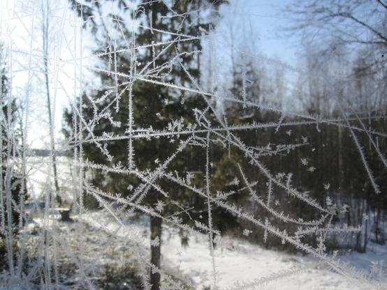huurteinen ikkuna, frosted window